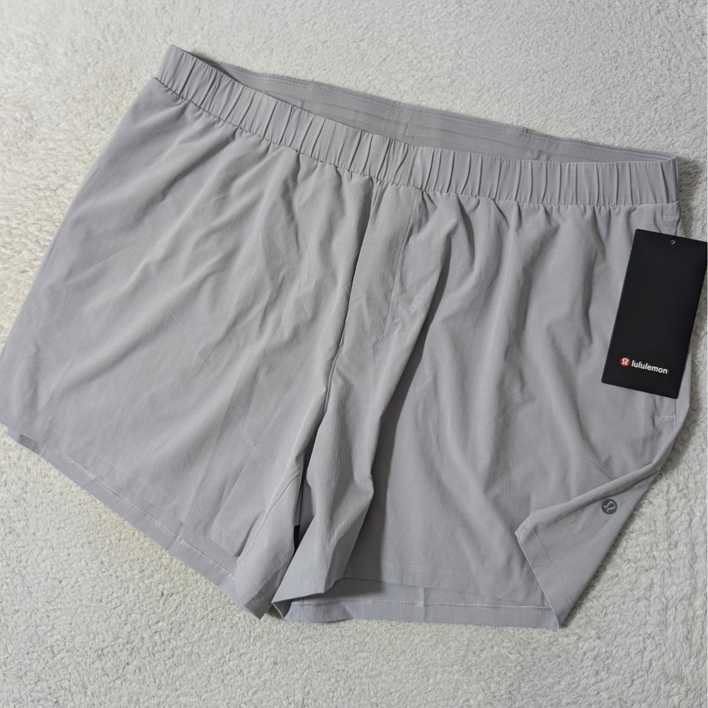NEW! Lululemon Mile Maker Ripstop Shorts Mens XXL Silver‎ Blue 6" Stretch